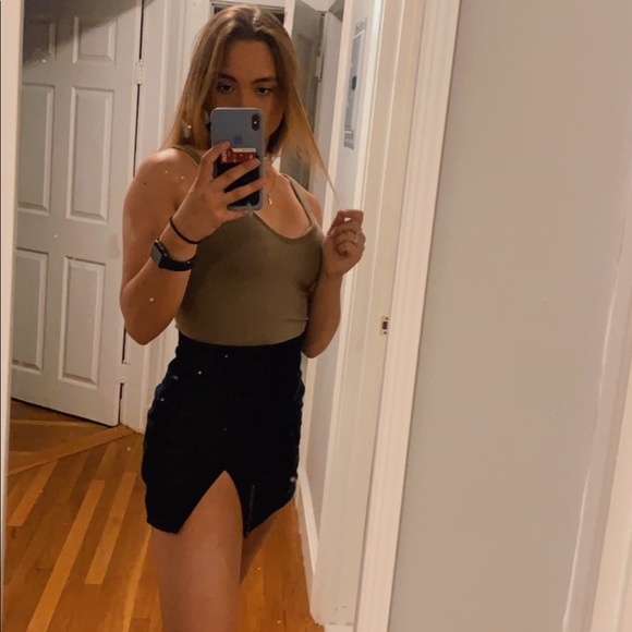 Meet your Posher, Carmen - Picture 1 of 4